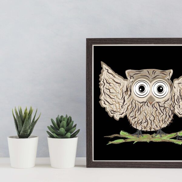 búho con alas abiertas y ojos grandes