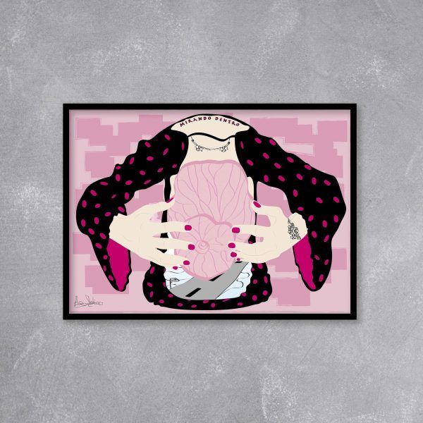 mujer mirando su cuerpo